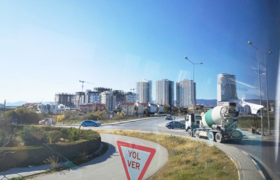 trikomo-aykut-1920x1406